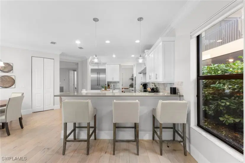 Picture of 13768 Luna Dr, Naples FL 34109