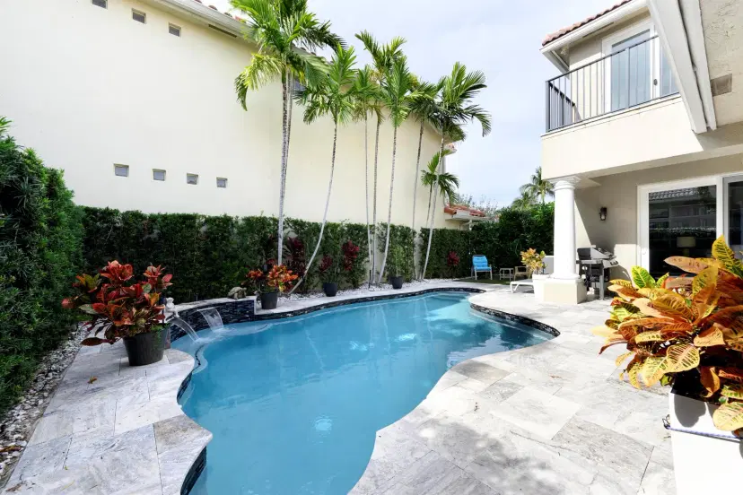Picture of 735 Sandy Point Lane, North Palm Beach FL 33410