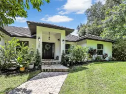 Picture of 260 16Th Ave Nw, Naples, FL 34120