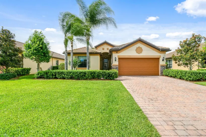 Picture of 210 SE Courances Drive, Port St Lucie FL 34984