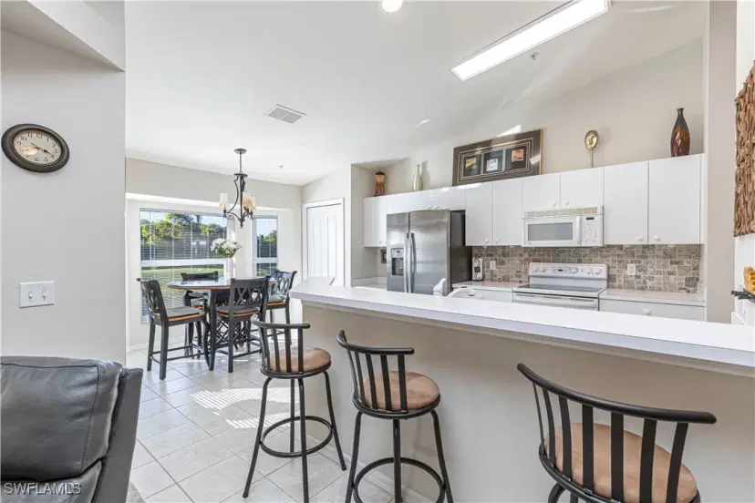 Picture of 2895 Cypress Trace Cir 202, Naples FL 34119