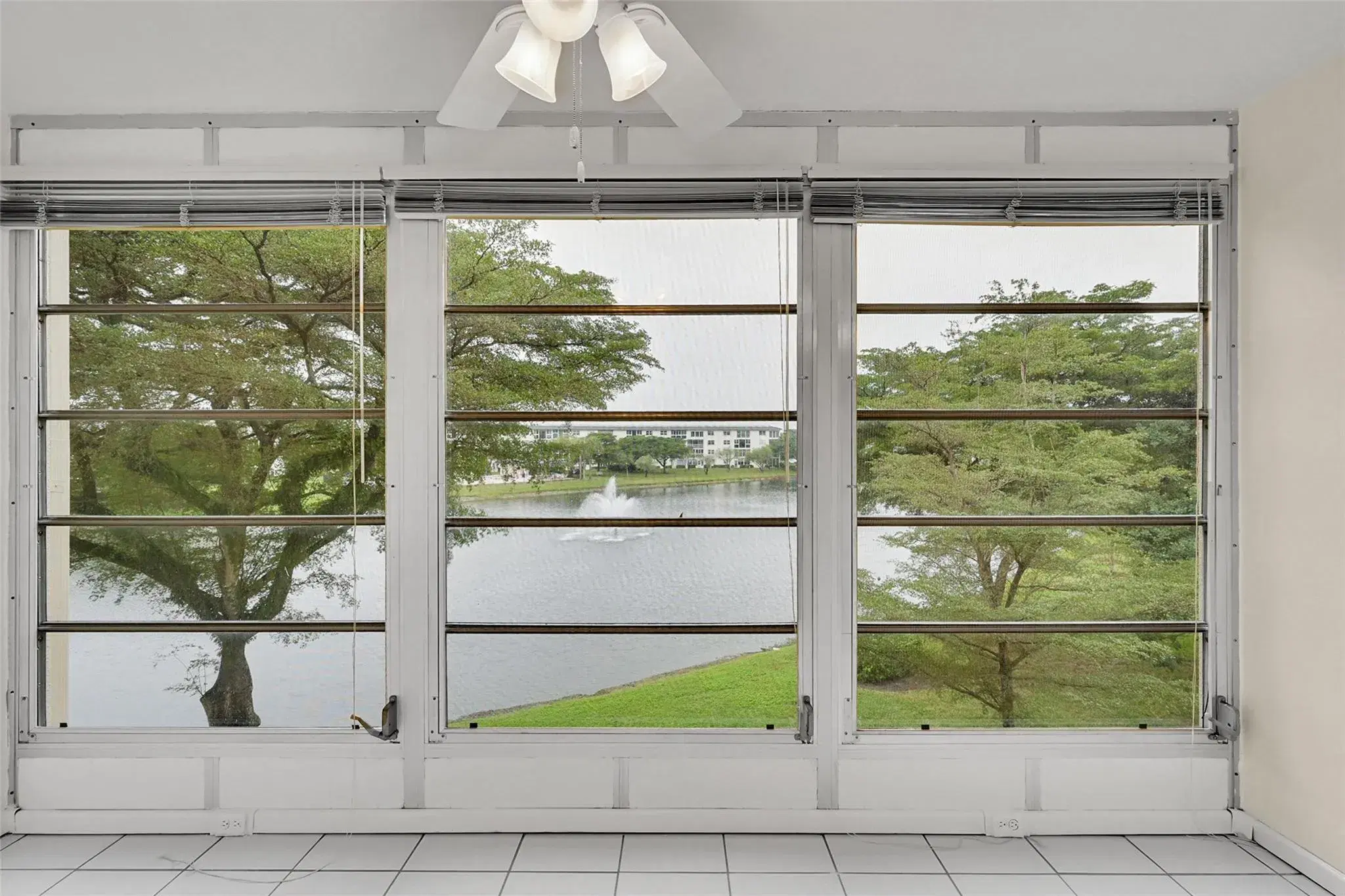 Picture of 1703 Andros Isle F3, Coconut Creek, FL 33066