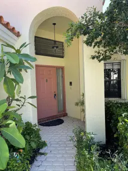 Picture of 2575 La Cristal Circle, Palm Beach Gardens, FL 33410