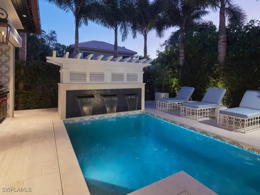 Picture of 167 4Th St N, Naples FL 34102