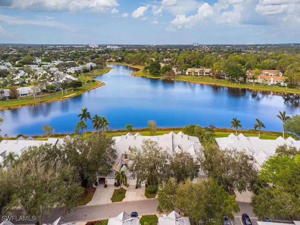 Picture of 2839 Aintree Ln B202, Naples, FL 34112