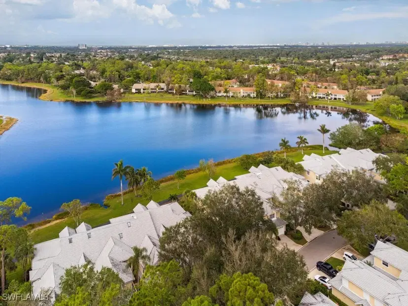Picture of 2839 Aintree Ln B202, Naples FL 34112
