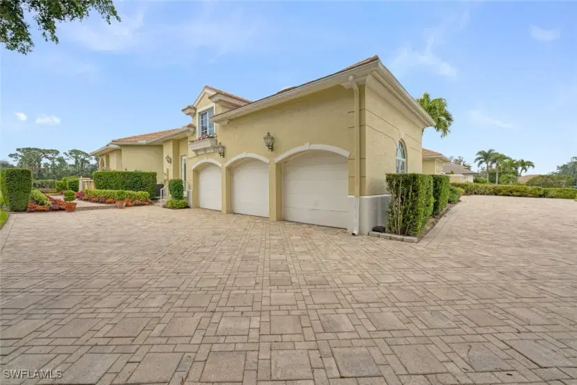 Picture of 15780 Kilmarnock Dr, Fort Myers FL 33912
