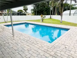 Picture of 522 Sanford Dr, Fort Myers, FL 33919
