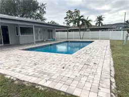 Picture of 522 Sanford Dr, Fort Myers, FL 33919