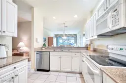 Picture of 7905 Mahogany Run Ln 1324, Naples, FL 34113