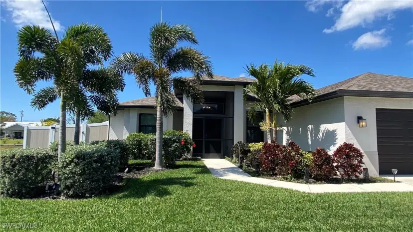 Picture of 610 SW 11Th Pl, Cape Coral FL 33991