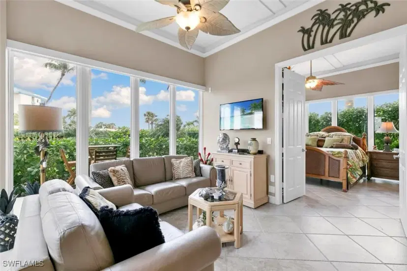 Picture of 180 Seaview Ct 114, Marco Island FL 34145