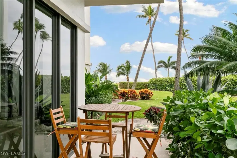 Picture of 180 Seaview Ct 114, Marco Island FL 34145