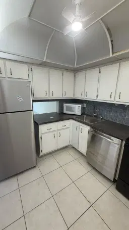 Picture of 2900 NW 46Th Ave 212, Lauderdale Lakes, FL 33313