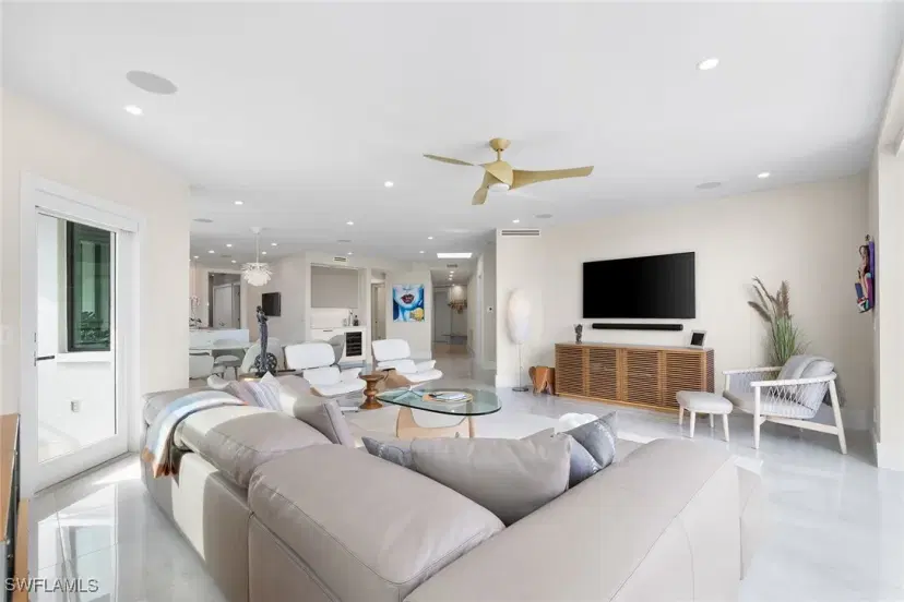 Picture of 4400 Gulf Shore Blvd N 506, Naples FL 34103
