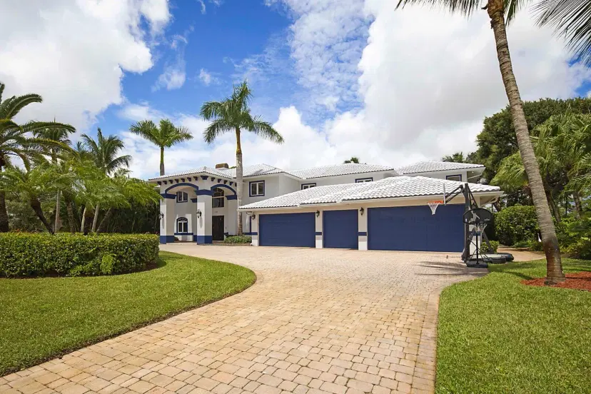 Picture of 464 Glenbrook Drive, Atlantis FL 33462