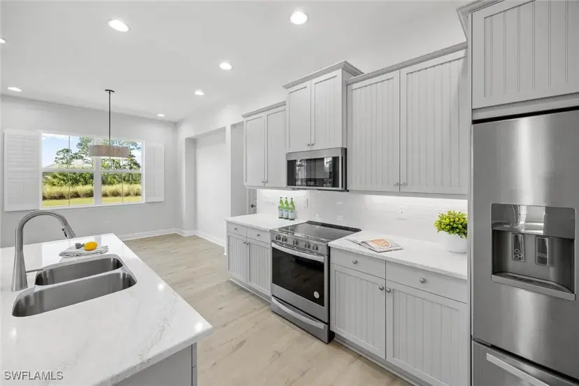 Picture of 7307 Cayo Coco Ln, Naples FL 34113