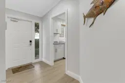 Picture of 5785 Drummond Way, Naples, FL 34119