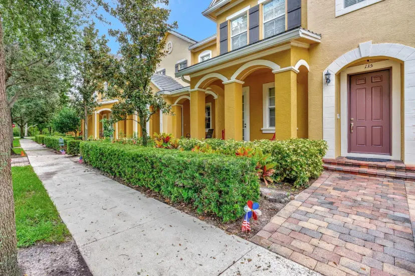 Picture of 135 Midleton Way, Jupiter FL 33458