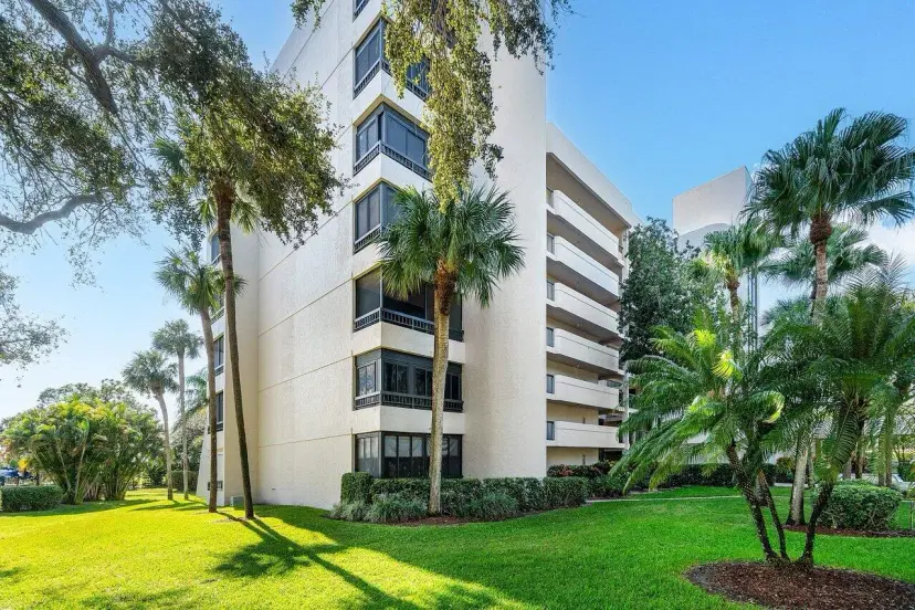 Picture of 6620 Boca Del Mar Drive 101, Boca Raton FL 33433