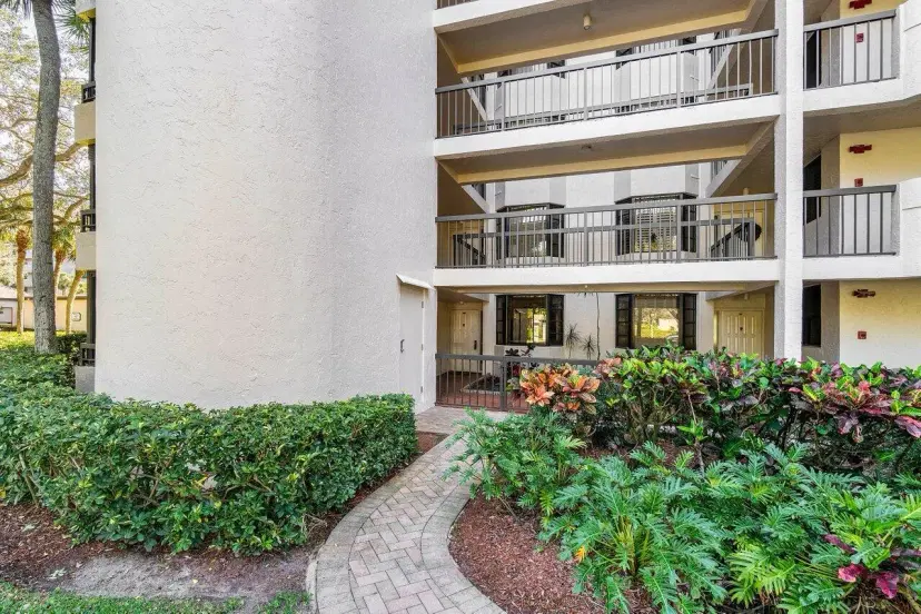 Picture of 6620 Boca Del Mar Drive 101, Boca Raton FL 33433