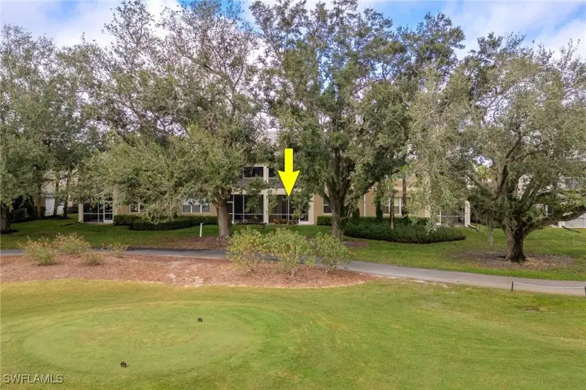 Picture of 12040 Summergate Cir 102, Fort Myers FL 33913