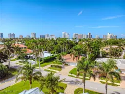 Picture of 725 Old Trail Dr, Naples, FL 34103