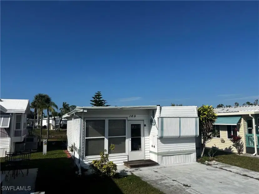 Picture of 169 Vista Mar Dr, North Fort Myers FL 33903