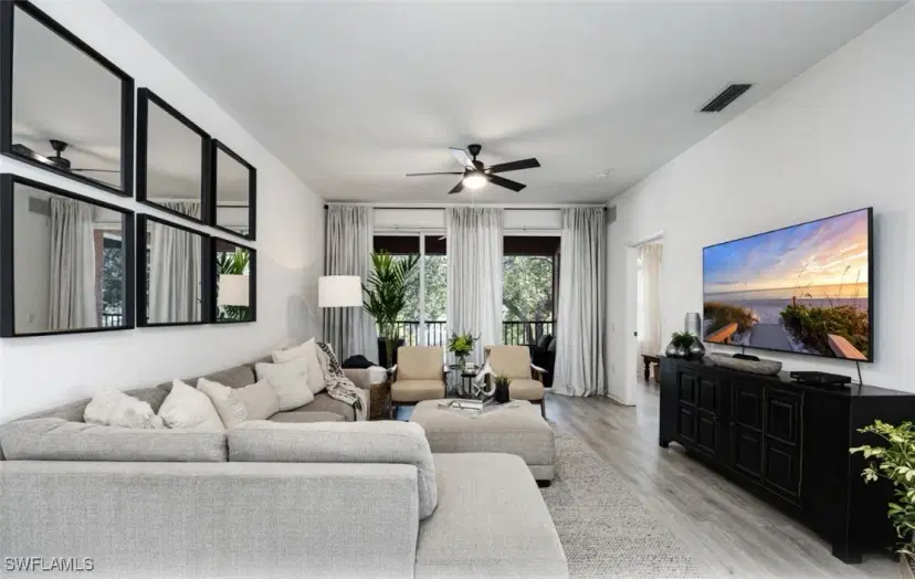 Picture of 10032 Heather Ln 1204, Naples FL 34119