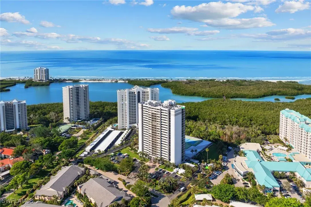 Picture of 5601 Turtle Bay Dr 402, Naples, FL 34108