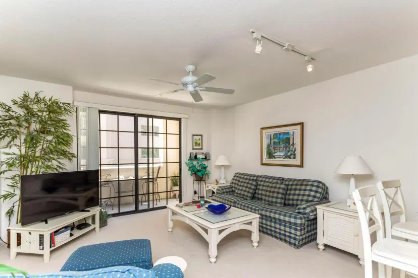 Picture of 233 S Federal Highway 302, Boca Raton FL 33432