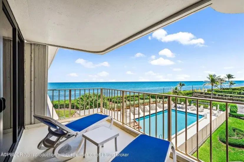 Picture of 3200 S Ocean Boulevard B303, Palm Beach FL 33480