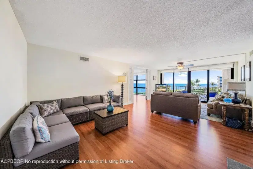 Picture of 3200 S Ocean Boulevard B303, Palm Beach FL 33480