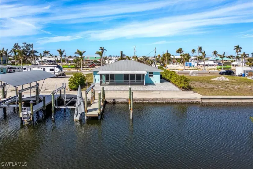 Picture of 2892 Sanibel Blvd, St. James City FL 33956