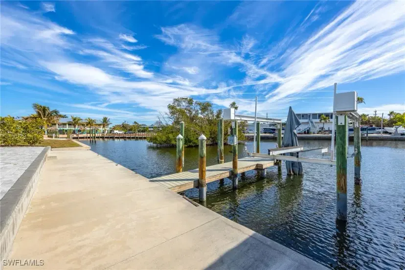 Picture of 2892 Sanibel Blvd, St. James City FL 33956