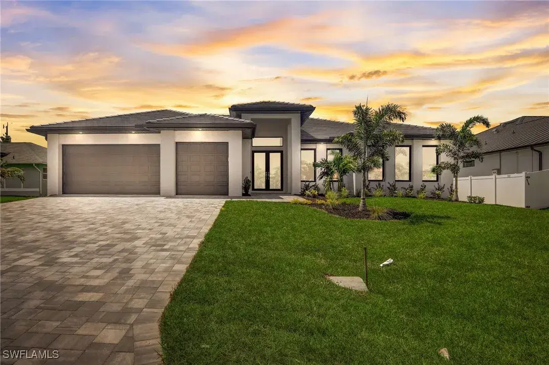 Picture of 2406 SW 54Th Ln, Cape Coral, FL 33914