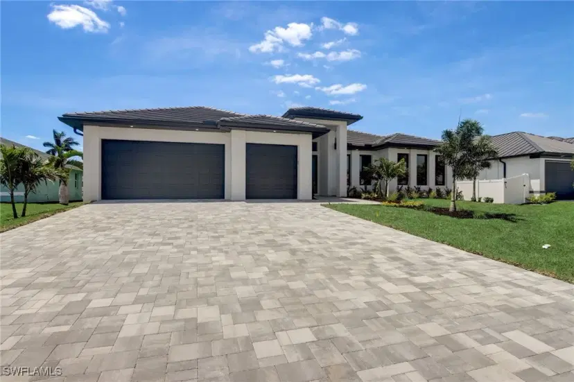 Picture of 2406 SW 54Th Ln, Cape Coral FL 33914