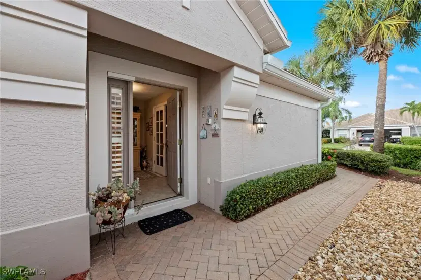 Picture of 10022 Horse Creek Rd, Fort Myers FL 33913