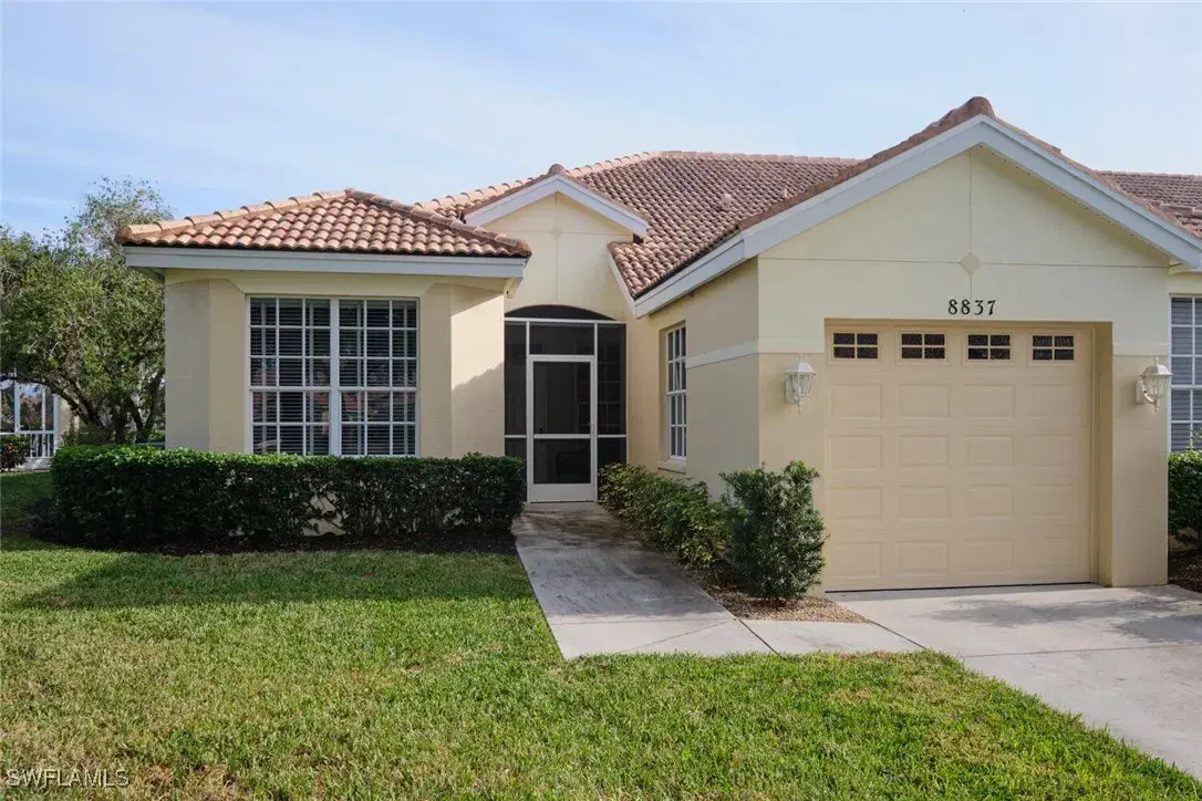Picture of 8837 E Bay Cir, Fort Myers, FL 33908
