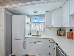 Picture of 1015 Anglers Cv G204, Marco Island, FL 34145