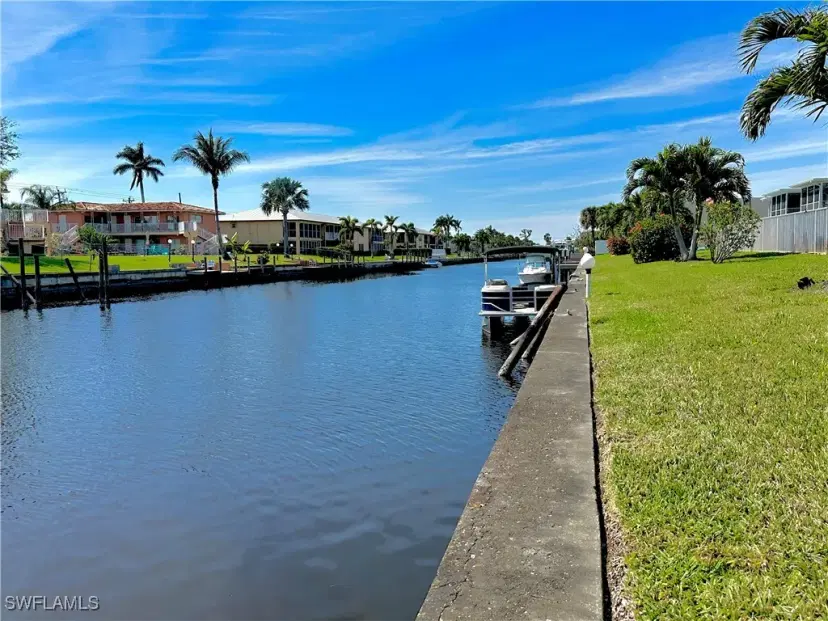 Picture of 928 SE 46Th St 2C, Cape Coral FL 33904