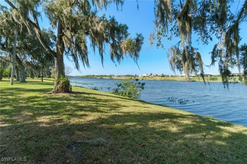 Picture of 639 Rope Bend Dr, Labelle FL 33935