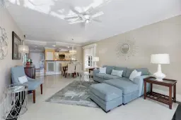 Picture of 651 Wiggins Lake Dr 101, Naples, FL 34110