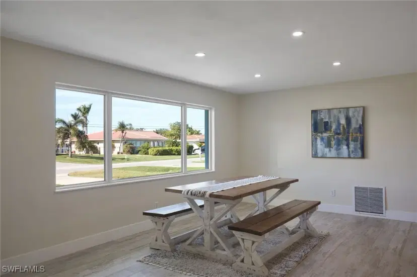 Picture of 4907 SW 2Nd Pl, Cape Coral FL 33914