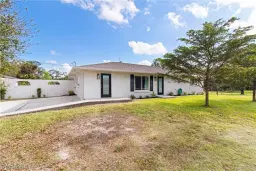 Picture of 19650 Honey Bear Ln, North Fort Myers, FL 33917