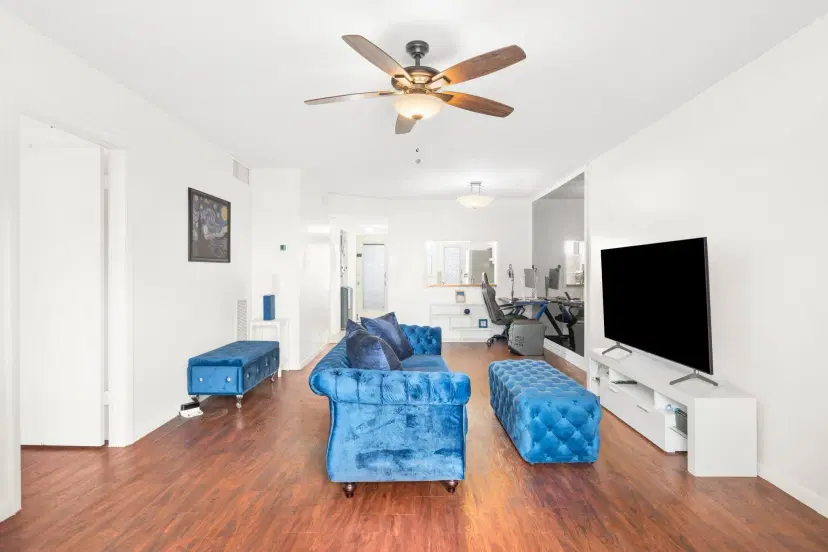 Picture of 1101 Crystal Lake Drive 309, Deerfield Beach FL 33064