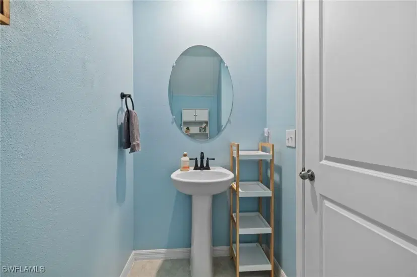 Picture of 5546 Appleton Shore Dr, Apollo Beach FL 33572