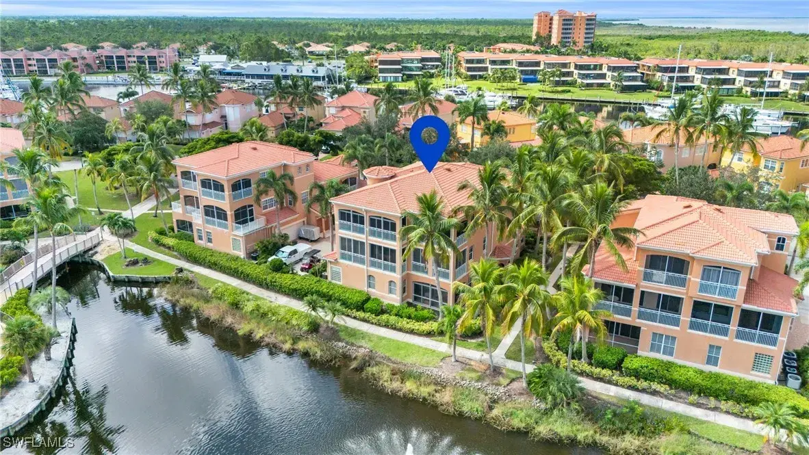 Picture of 3278 Sunset Key Cir 101, Punta Gorda, FL 33955