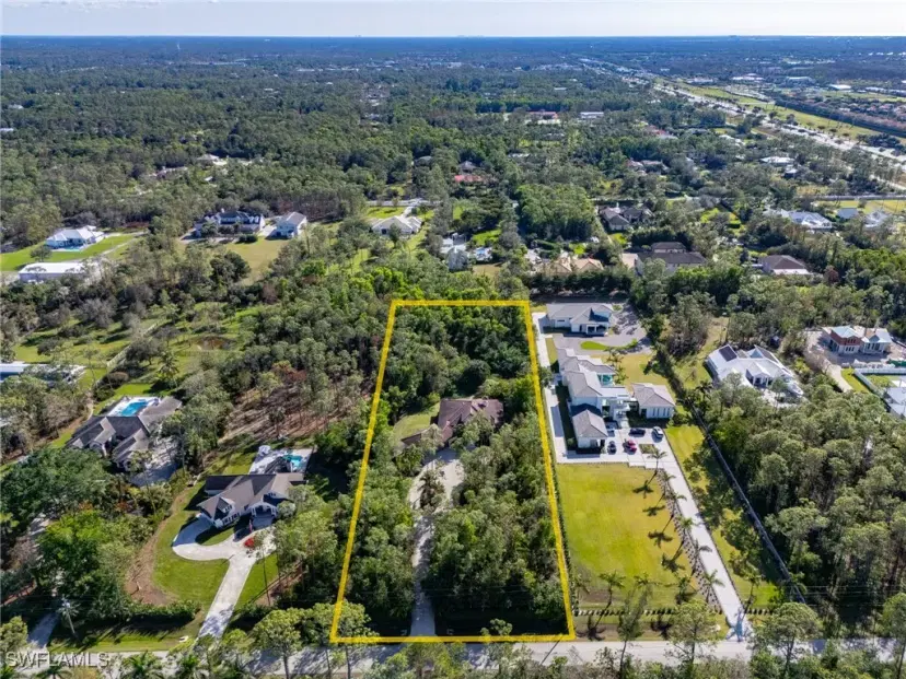 Picture of 6960 Daniels Rd, Naples FL 34109