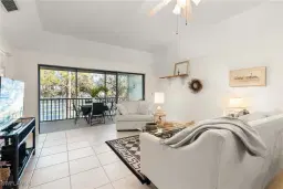Picture of 1833 Courtyard Way E204, Naples, FL 34112